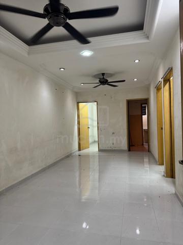 Apartment For Rent Bedroom Sq Ft Desa Mentari Flat Block