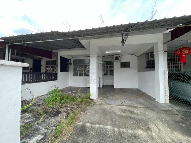 CHEAPEST Taman Putri Kulai Single Storey Terrace House 22x70sqft