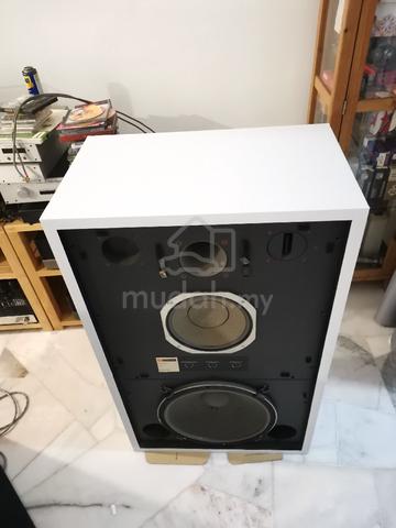 Jbl B Studio Monitor Speaker Tv Audio Video For Sale In Shah Alam