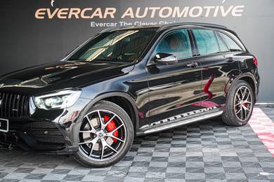 Mercedes Benz GLC300 300 4MATIC AMG LINE in Sungai Besi, KUL