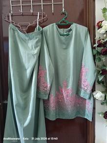 Baju kurung & Dress