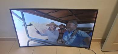 Samsung 60 inch curved smart tv