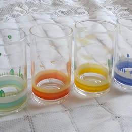 Vintage glass cups set