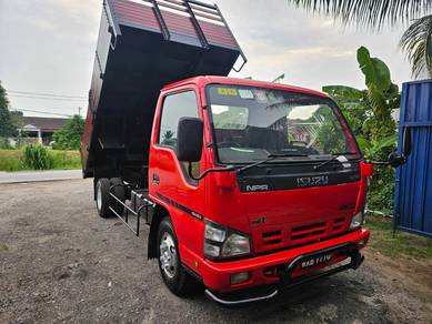 Isuzu NPR71ULHT 4.6 JEK TIPPER BODY BARU 2012