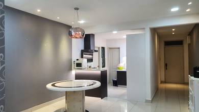 Condominium For Sale in Atmosfera
