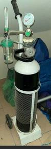 Oxygen cylinder