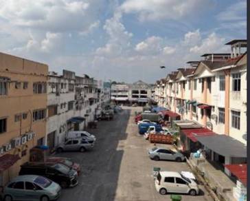 Apartment For Sale in Selesa Jaya Shop Apartment