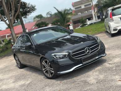Mercedes Benz E200 200 AVANTGARDE (CKD) in Johor Bahru, JHR