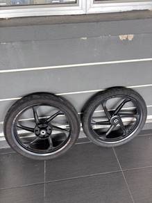 Rim v8 SE