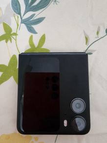 OPPO FIND N2 FLIp