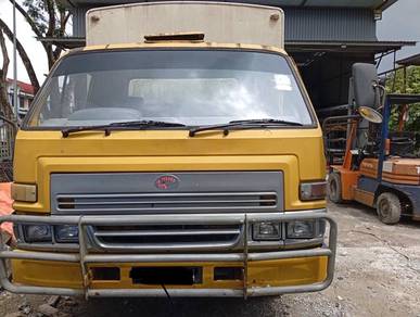 Lori Kotak 3 Tan Daihatsu Delta V116 (Tahun 2000)