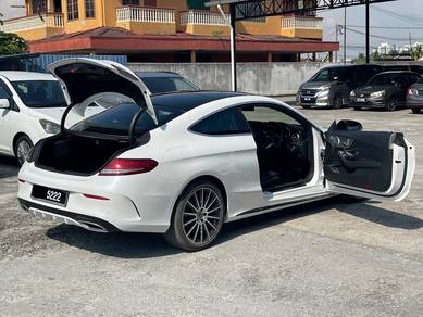2017 Mercedes Benz C300 300 COUPE AMG LINE (CBU)