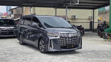 Toyota Alphard SC in Damansara, KUL