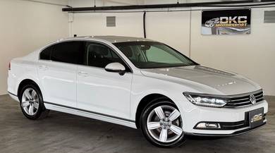 Volkswagen Passat TSI COMFORTLINE (CKD) in Seri Kembangan, SGR