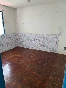 Flat For Sale in Sri Indah