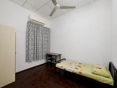 Room in Skudai, JHR