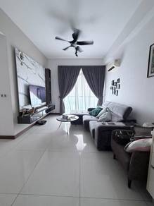 Condominium For Sale in Paragon Residences @ Straits View
