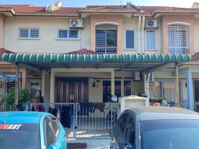 2-storey Terraced House For Sale in Seri Kembangan,SGR
