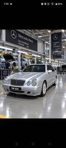 Mercedes Benz E240 240 ELEGANCE (CBU) in Tasek Gelugor, PNG