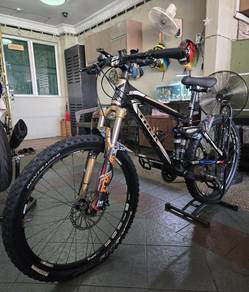 TREK  FUEL EX 9.7 Mountain Bike Bicycle