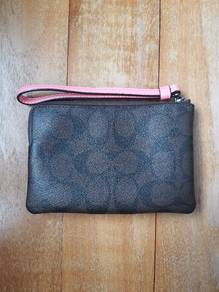 Wristlet