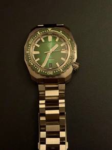 Zelos Hammerhead V3 300M Automatic