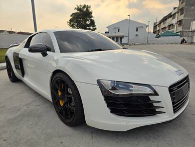 Audi R8 FSI QUATTRO in Setia Alam, SGR