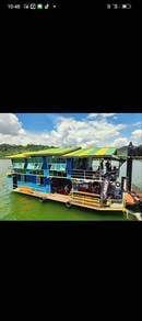 Houseboat Untuk Dijual