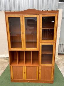 YB30E Almari Pameran 4 x 6 Feet Display Cabinet