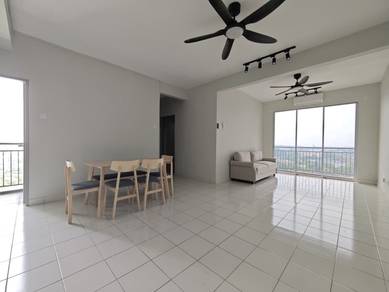 Condominium For Rent in Seri Serindit Residence