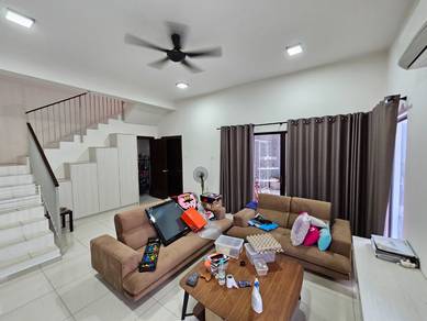 Semi-Detached House For Sale in Kajang,SGR