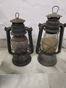 Antique vintage oil lamp Kerosene Lamp