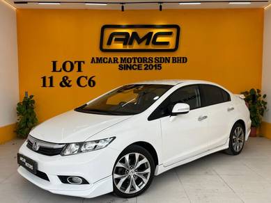 Honda Civic S NAVI in Sungai Besi, KUL