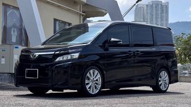 2019 Toyota Voxy X