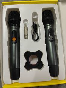 Vinnfier Professional 2 UHF Wireless Microphone