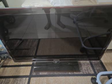 Samsung UA40C5000QR 40-inch LED TV