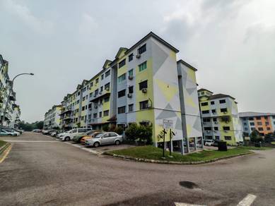 Flat For Sale in Taman Gaya