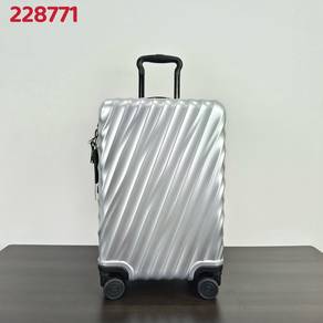 TUMI 19 Degree International Expandable 4-Wheeled