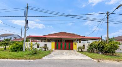 Bungalow House For Sale in Ipoh,PRK