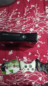 XBOX 360 SLIM (gameplay masih smooth)