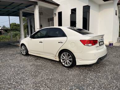 Kia Forte Coup KOUP SX in Kuala Terengganu, TRG