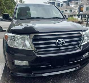 Toyota Land Cruiser ZX in Kuching, SWK
