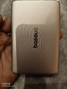 Powerbank dijual kemas rumah