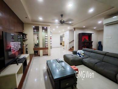 Semi-Detached House For Sale in Bandar Bukit Raja,SGR