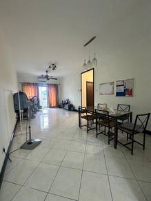 Condominium For Sale in Marina Court