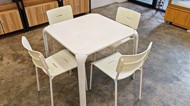 Table and 4 Chairs 