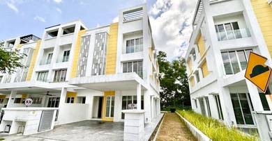 3-storey Terraced House For Sale in Rawang,SGR