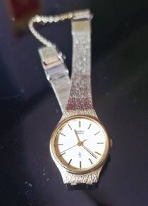 Jam Vintage Seiko Quartz Ladies 4301-0010