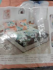 Single fitted bed sheet set