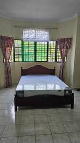 Room in Kajang, SGR